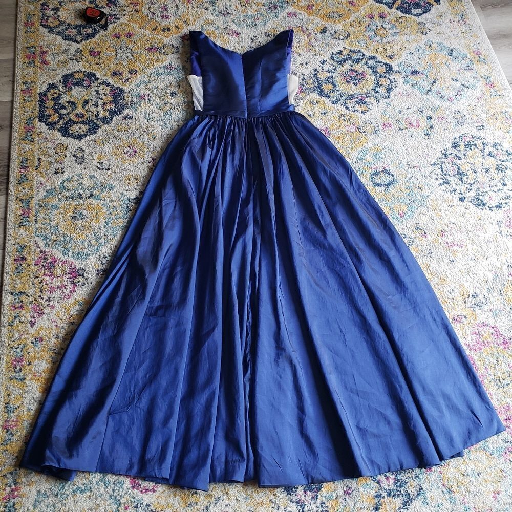 Prom dress - Picture 5 of 16